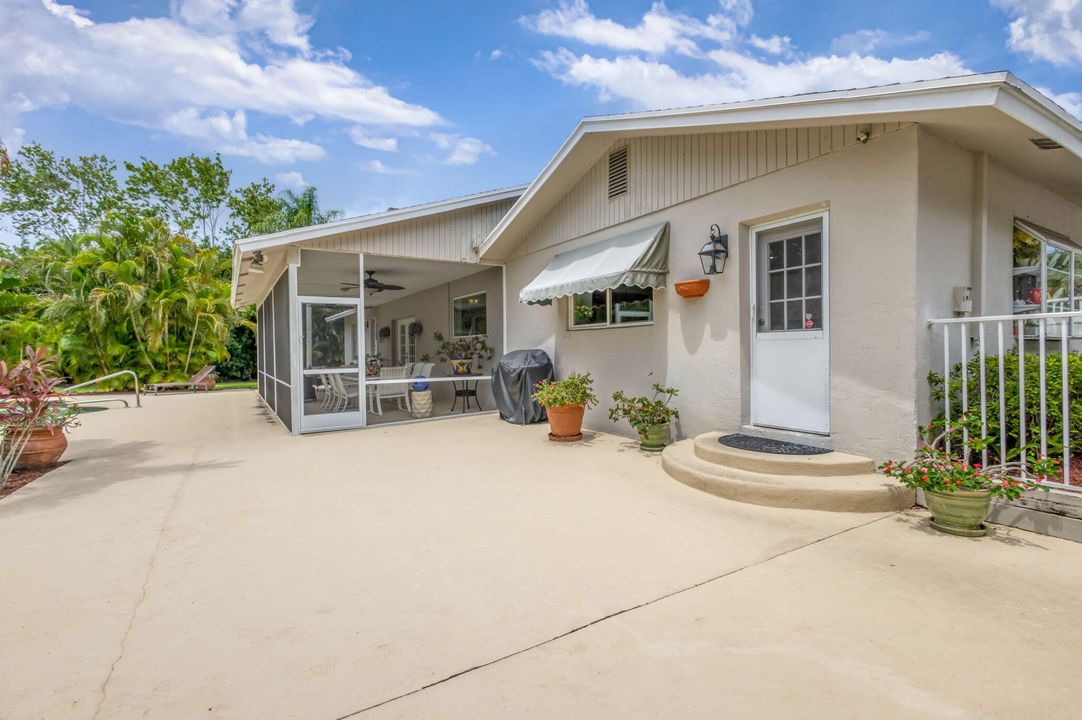 For Sale: $1,259,900 (4 beds, 2 baths, 2780 Square Feet)