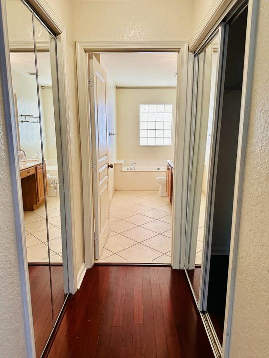 For Sale: $498,000 (4 beds, 2 baths, 1722 Square Feet)