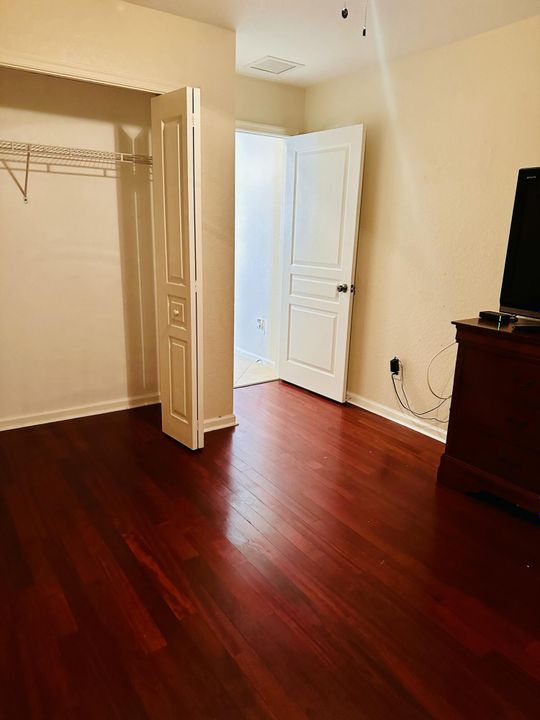 For Sale: $498,000 (4 beds, 2 baths, 1722 Square Feet)