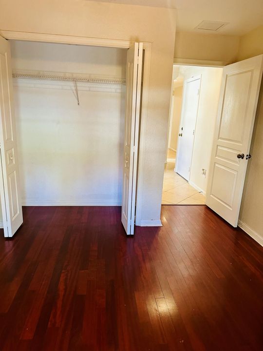 For Sale: $498,000 (4 beds, 2 baths, 1722 Square Feet)