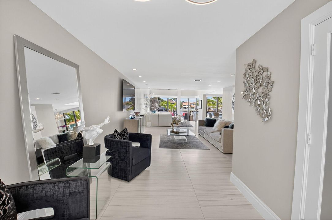 На продажу: $2,295,000 (3 спален, 3 ванн, 2461 Квадратных фут)