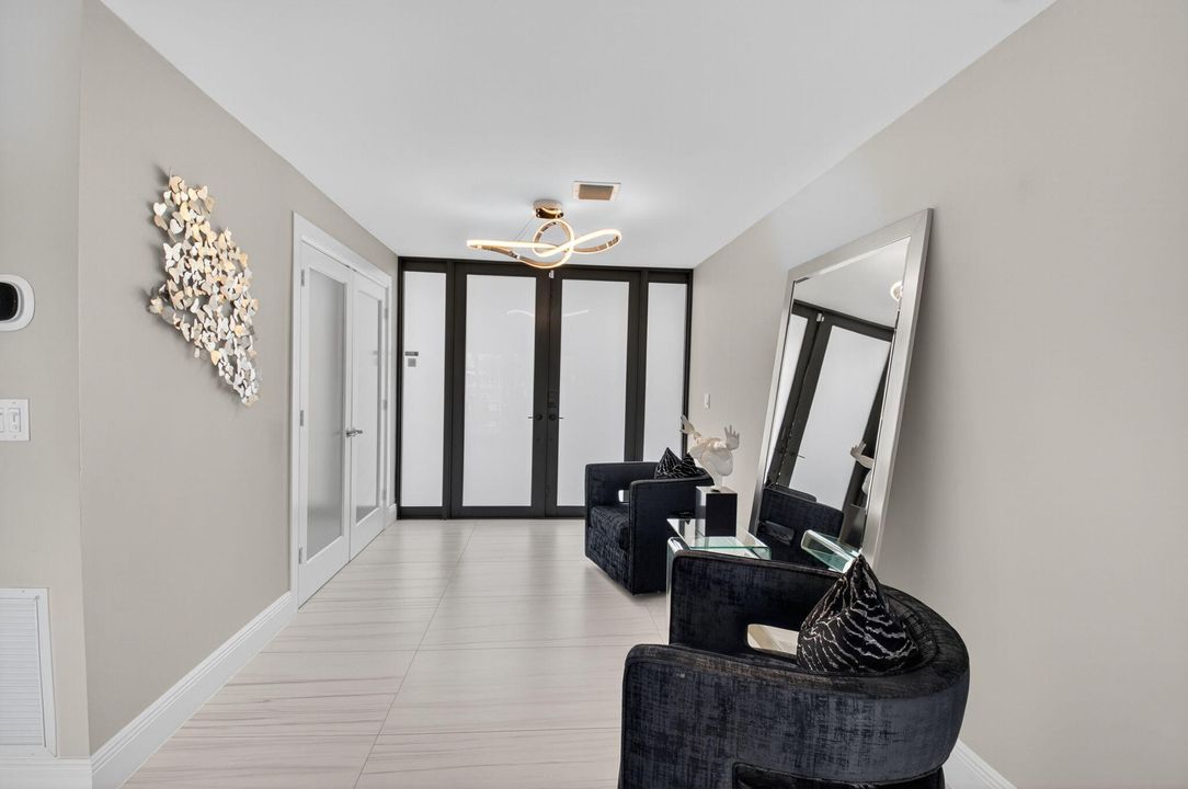 На продажу: $2,295,000 (3 спален, 3 ванн, 2461 Квадратных фут)