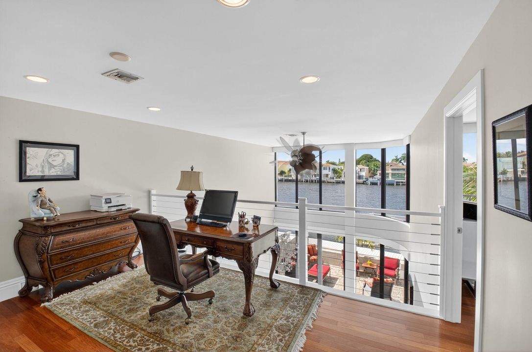 На продажу: $2,295,000 (3 спален, 3 ванн, 2461 Квадратных фут)