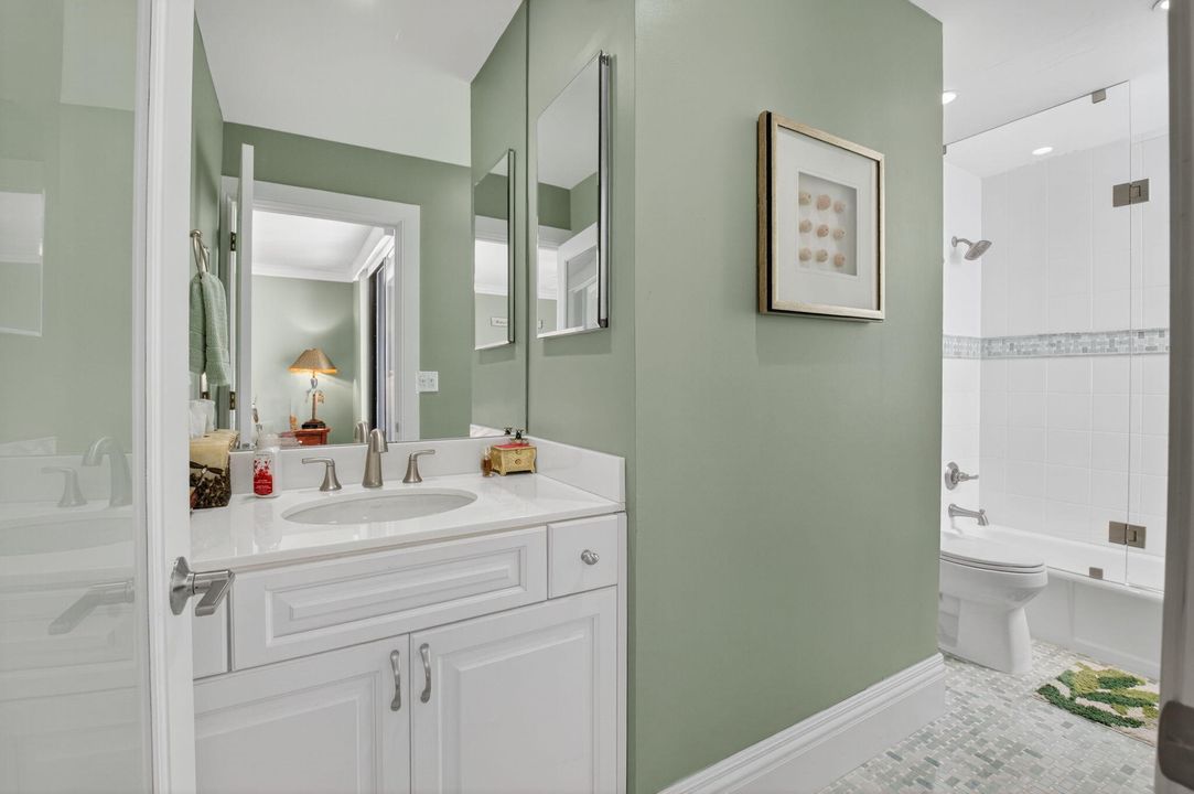 На продажу: $2,295,000 (3 спален, 3 ванн, 2461 Квадратных фут)