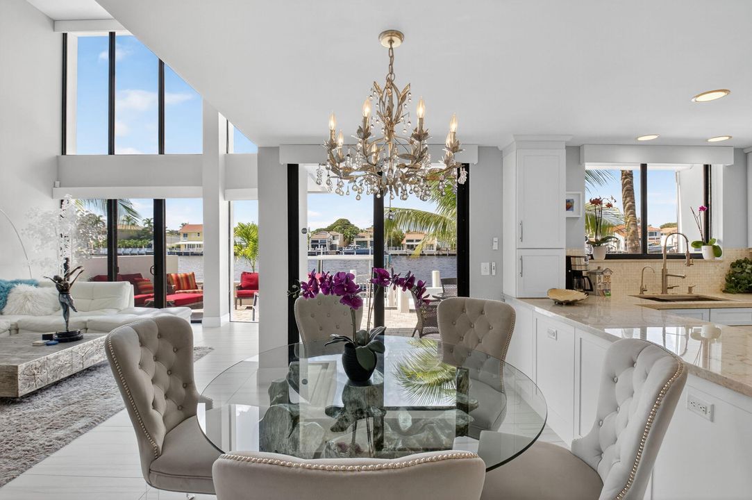 На продажу: $2,295,000 (3 спален, 3 ванн, 2461 Квадратных фут)