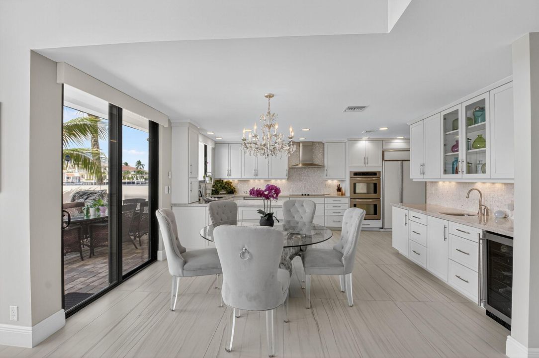 На продажу: $2,295,000 (3 спален, 3 ванн, 2461 Квадратных фут)