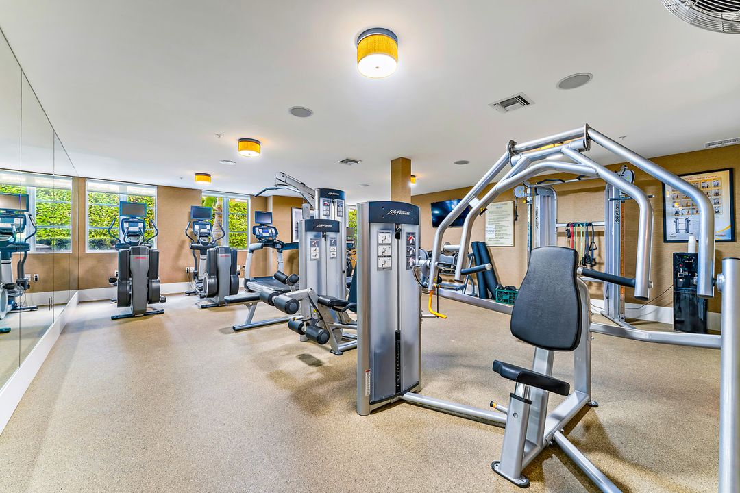 En Venta: $3,945,000 (3 camas, 3 baños, 3295 Pies cuadrados)