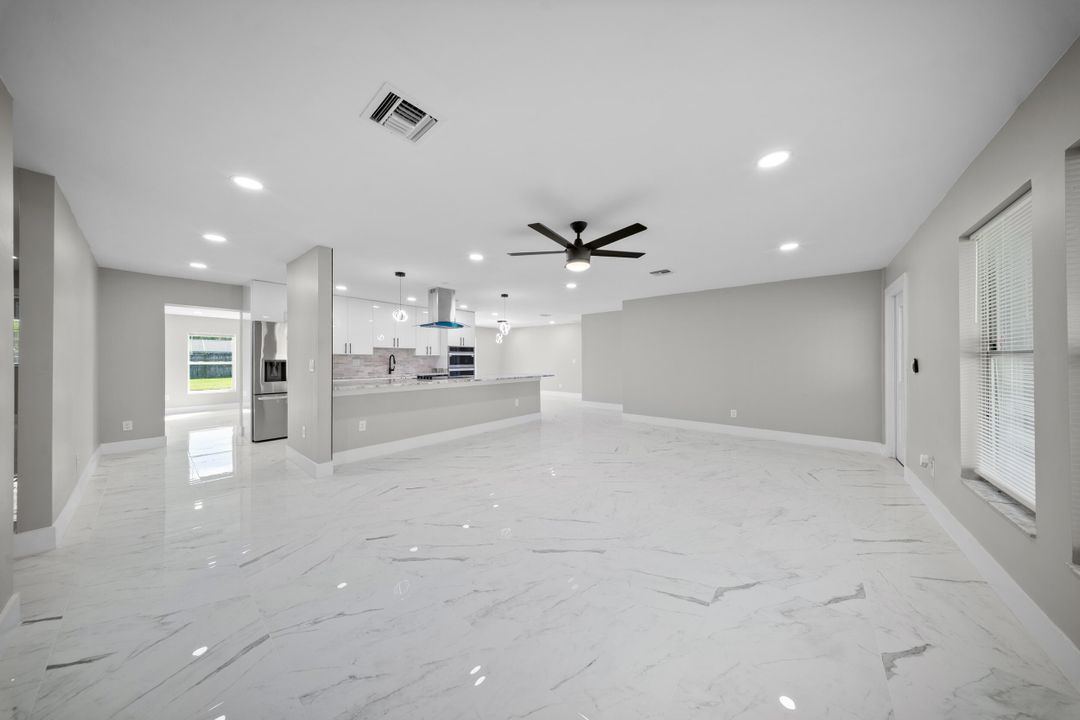 待售: $499,000 (4 贝兹, 2 浴室, 2110 平方英尺)