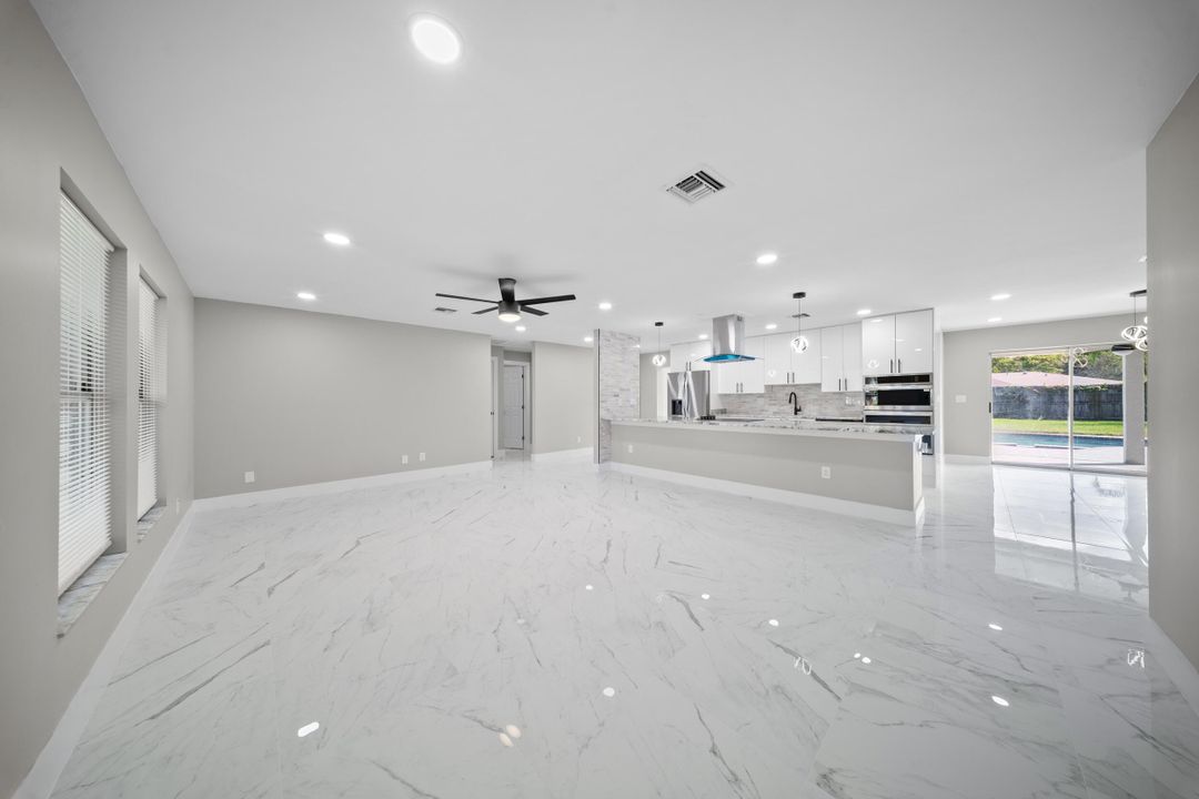 待售: $499,000 (4 贝兹, 2 浴室, 2110 平方英尺)