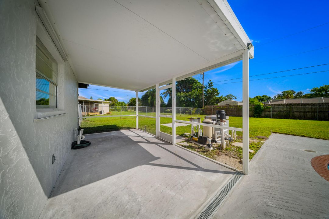 待售: $499,000 (4 贝兹, 2 浴室, 2110 平方英尺)