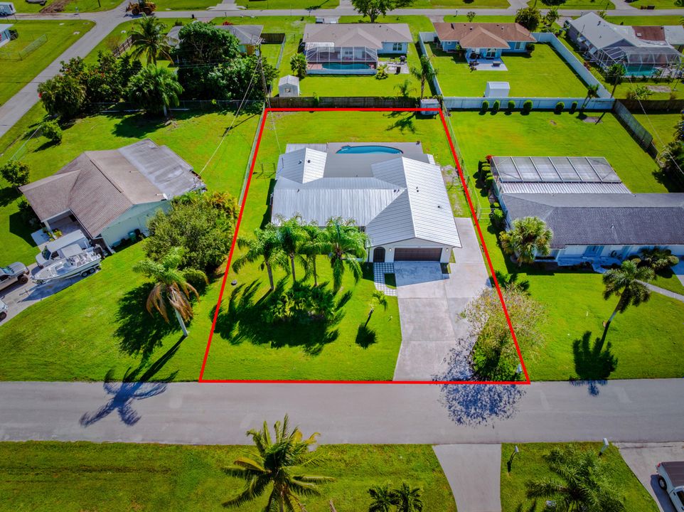 待售: $499,000 (4 贝兹, 2 浴室, 2110 平方英尺)