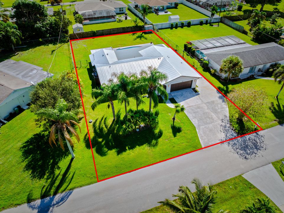 待售: $499,000 (4 贝兹, 2 浴室, 2110 平方英尺)