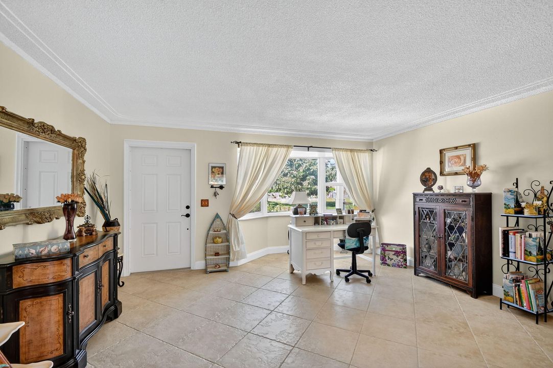 Active With Contract: $649,999 (3 beds, 2 baths, 1651 Square Feet)