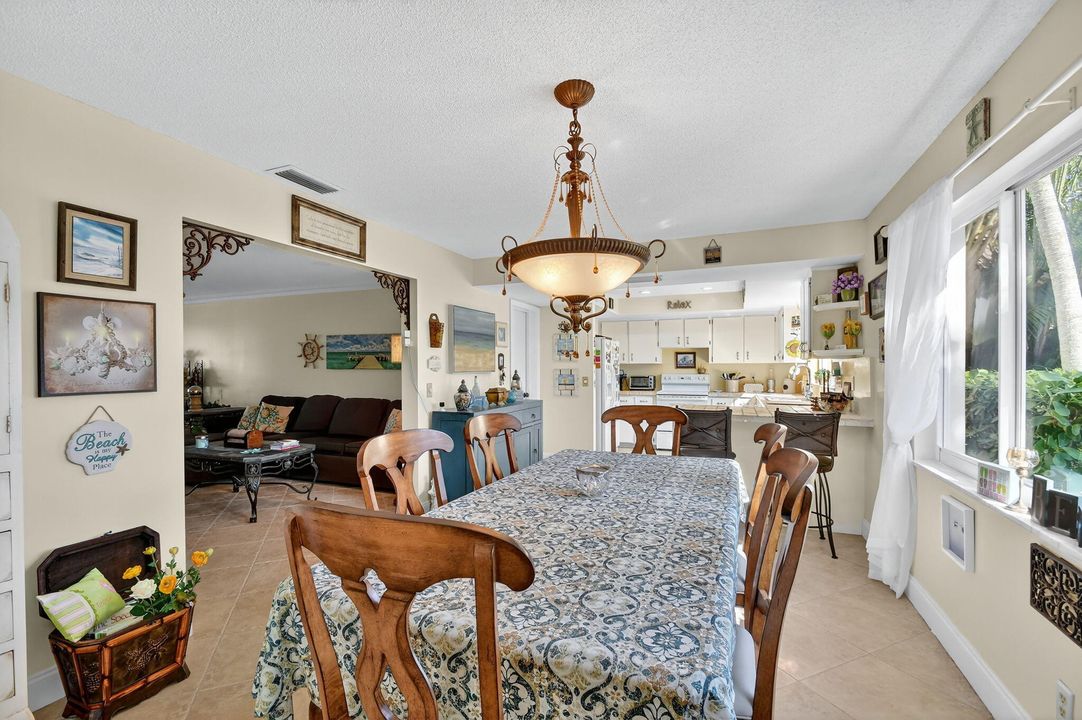 Active With Contract: $649,999 (3 beds, 2 baths, 1651 Square Feet)