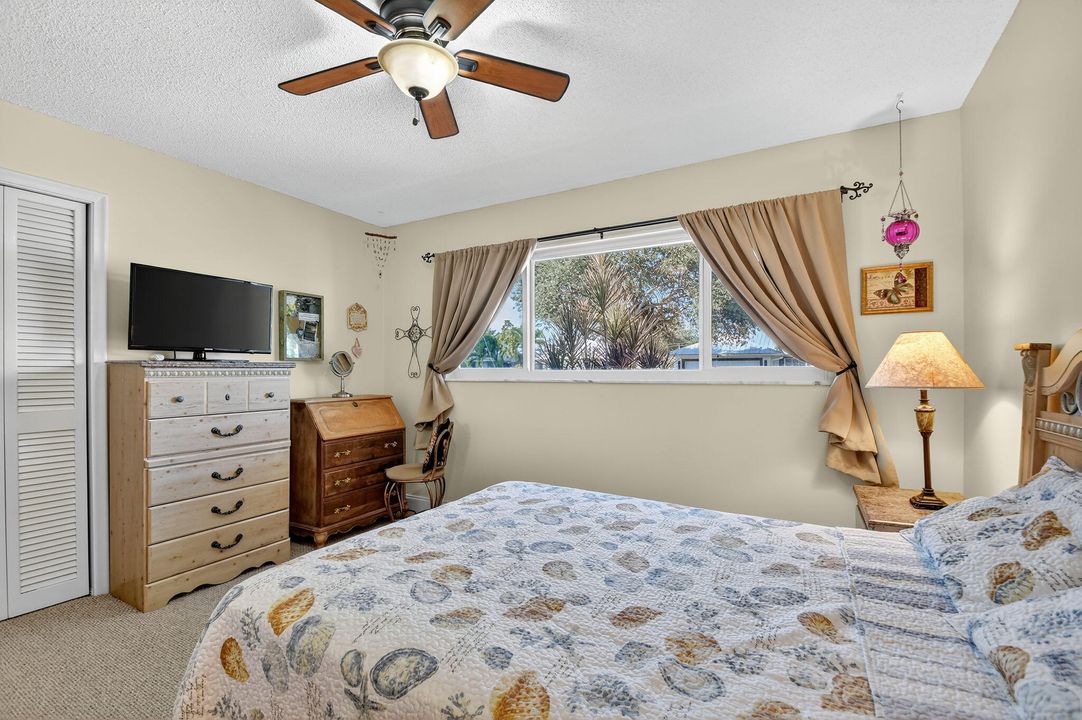 Active With Contract: $649,999 (3 beds, 2 baths, 1651 Square Feet)