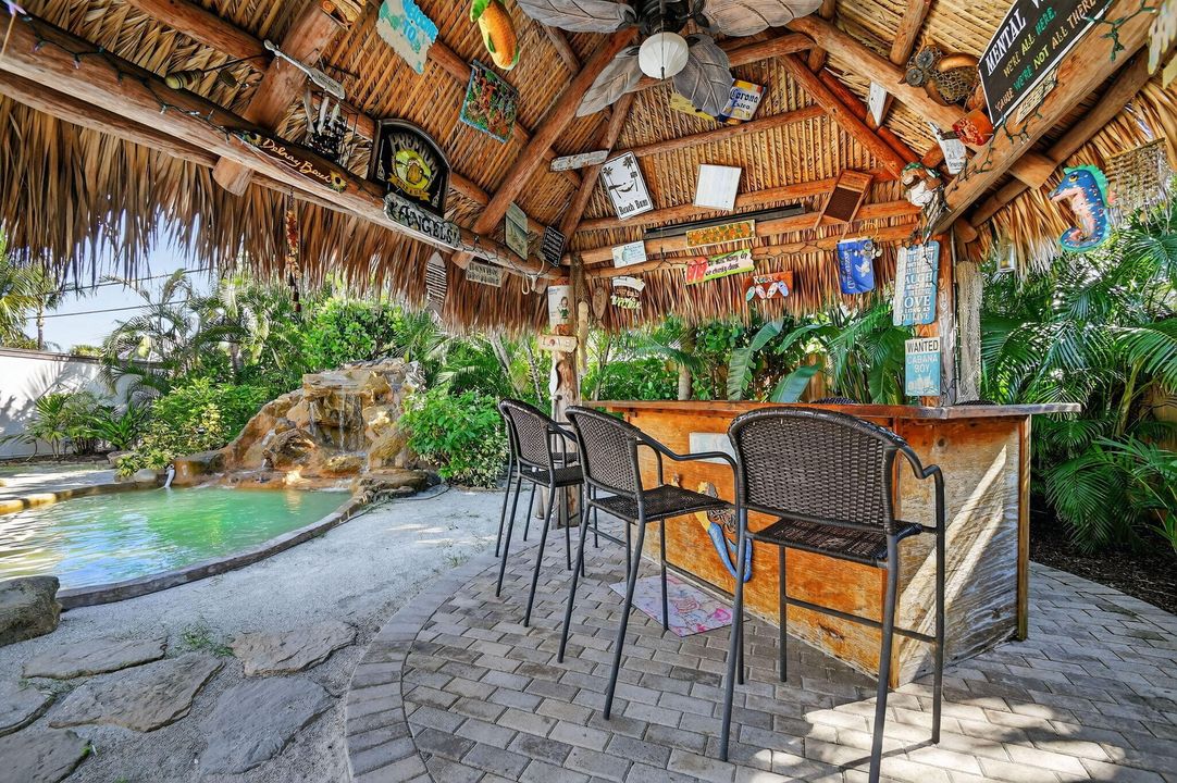 Active With Contract: $649,999 (3 beds, 2 baths, 1651 Square Feet)