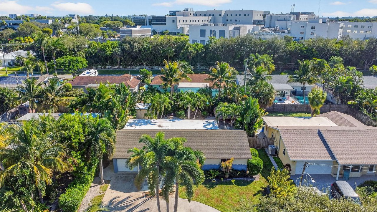 Active With Contract: $649,999 (3 beds, 2 baths, 1651 Square Feet)