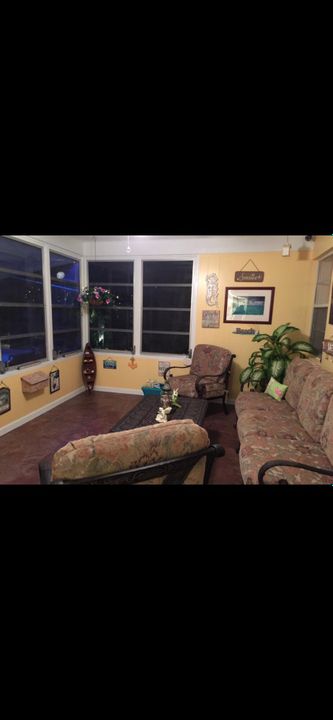 Active With Contract: $649,999 (3 beds, 2 baths, 1651 Square Feet)