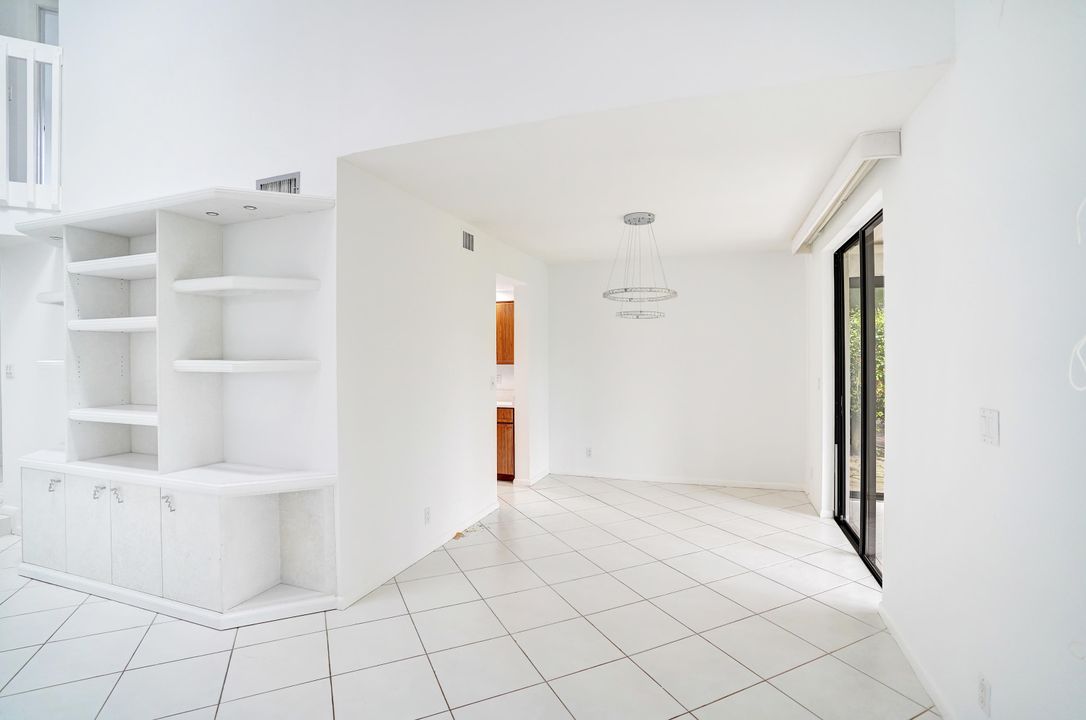 For Rent: $4,000 (3 beds, 2 baths, 1823 Square Feet)