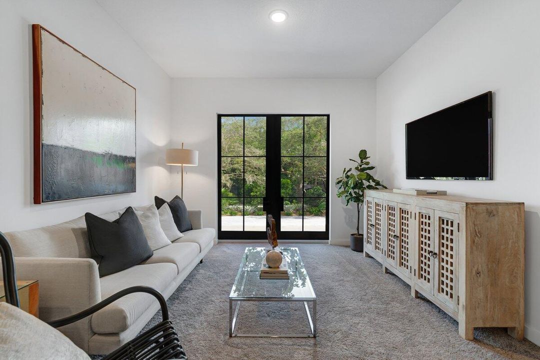 出租: $2,150 (2 贝兹, 2 浴室, 1100 平方英尺)