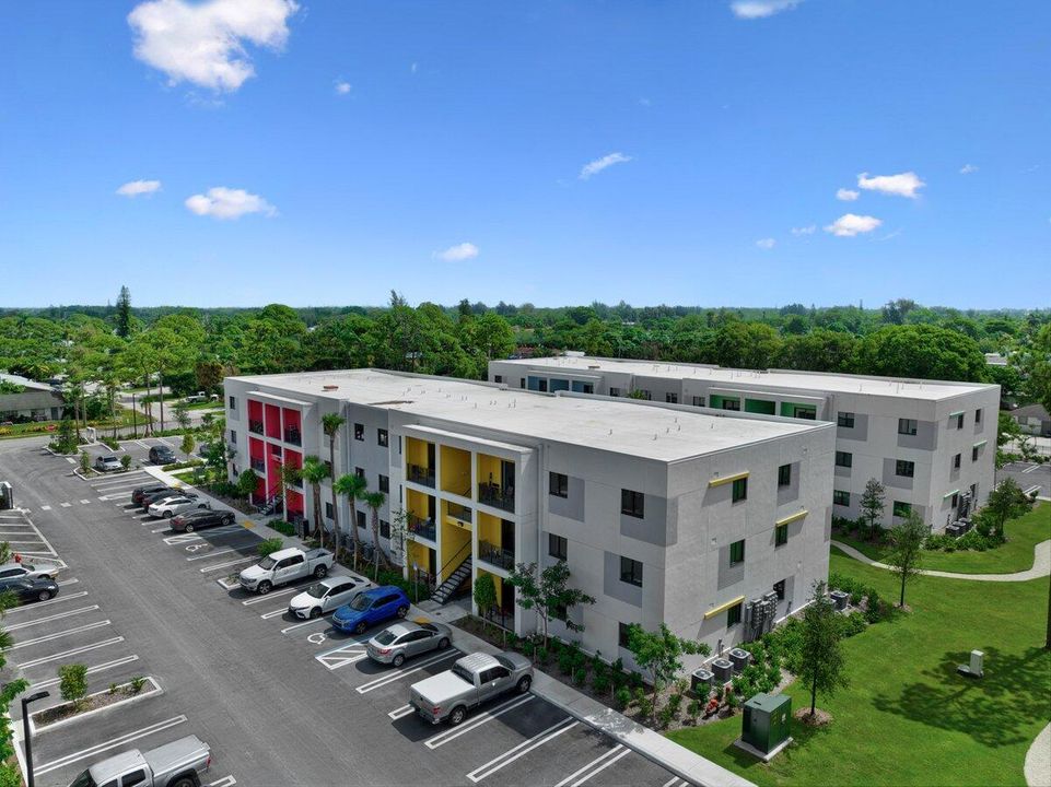 出租: $2,150 (2 贝兹, 2 浴室, 1100 平方英尺)