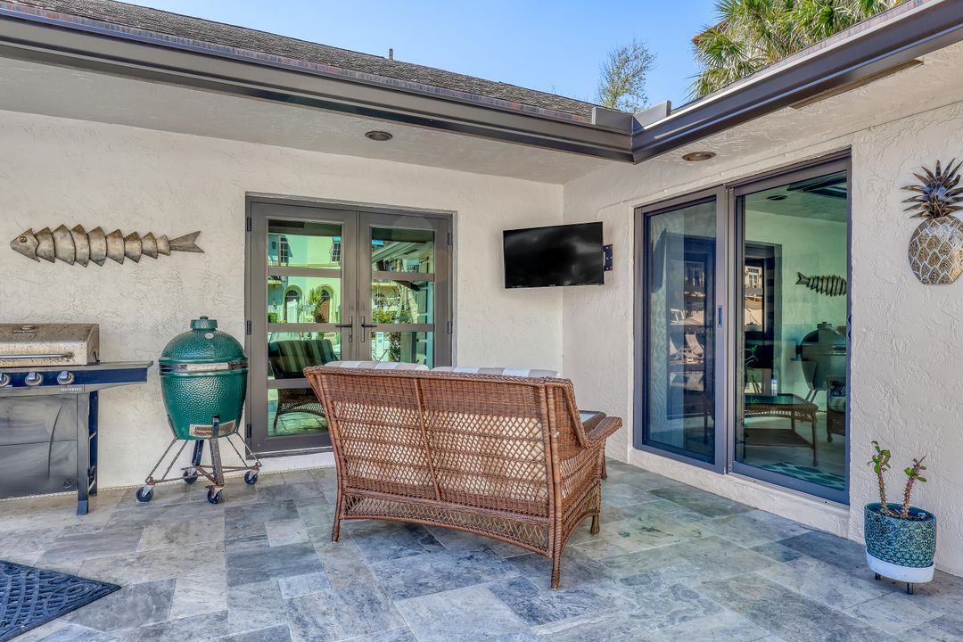 En Venta: $2,700,000 (3 camas, 2 baños, 2735 Pies cuadrados)