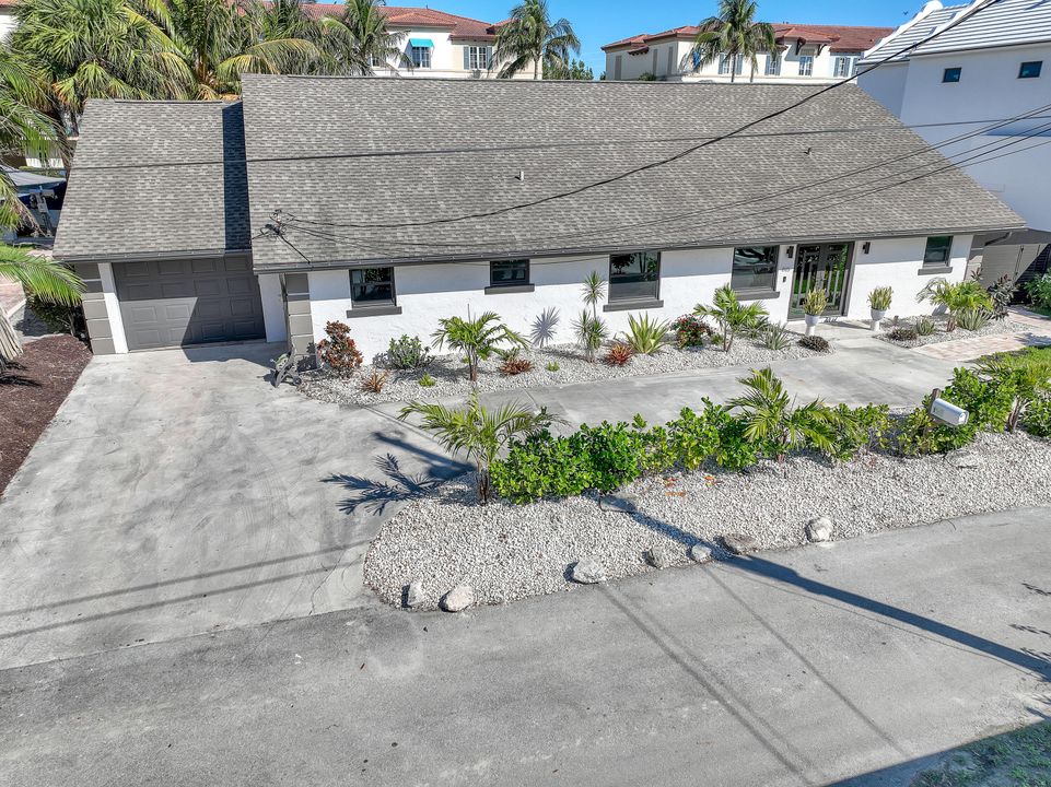 En Venta: $2,700,000 (3 camas, 2 baños, 2735 Pies cuadrados)