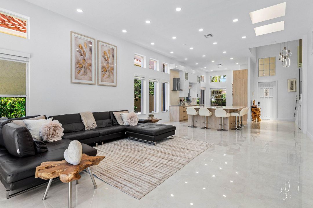 For Sale: $1,299,000 (3 beds, 2 baths, 2152 Square Feet)