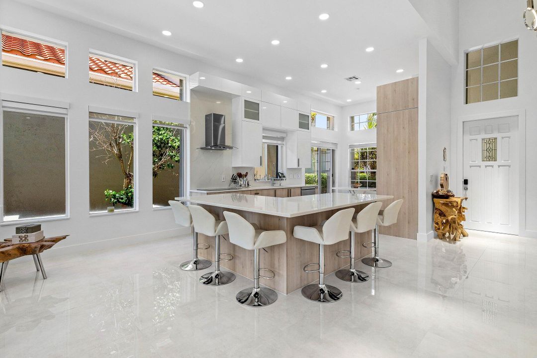 For Sale: $1,299,000 (3 beds, 2 baths, 2152 Square Feet)