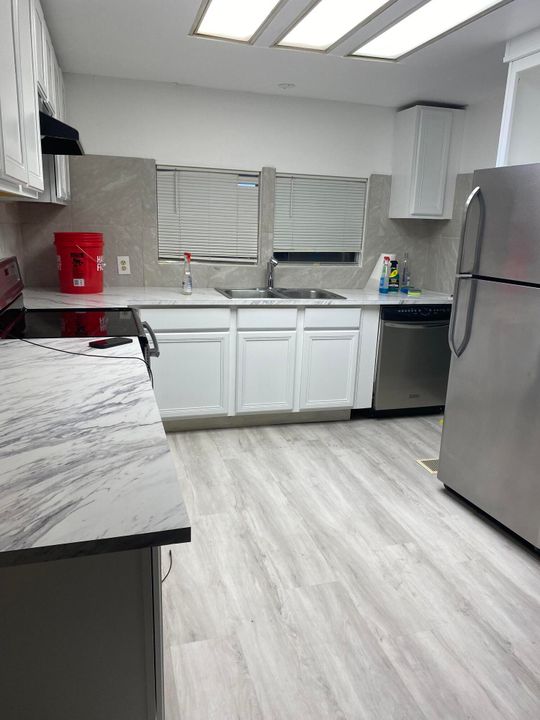 待售: $33,000 (2 贝兹, 2 浴室, 1200 平方英尺)