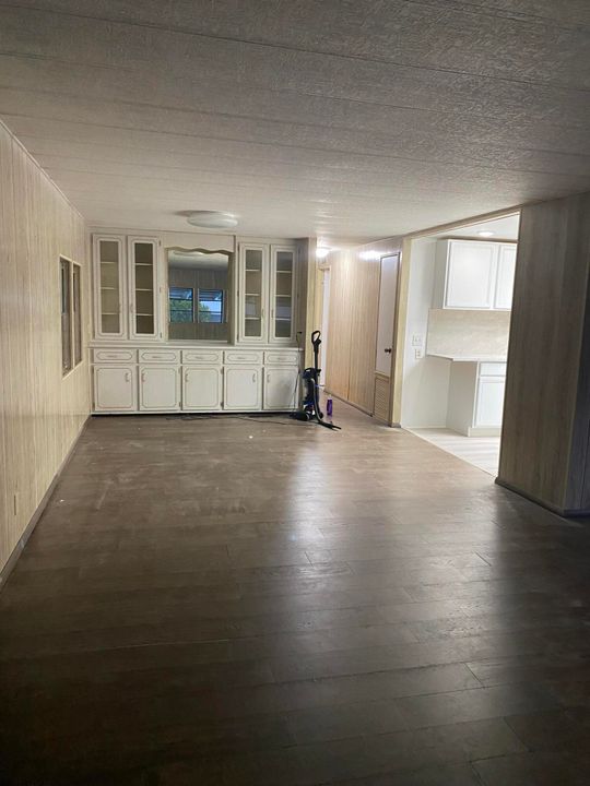 待售: $33,000 (2 贝兹, 2 浴室, 1200 平方英尺)