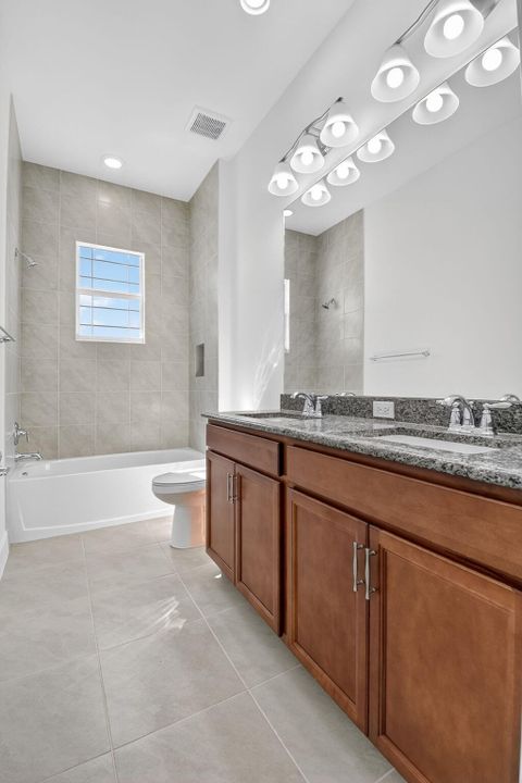 For Rent: $5,300 (5 beds, 4 baths, 4099 Square Feet)