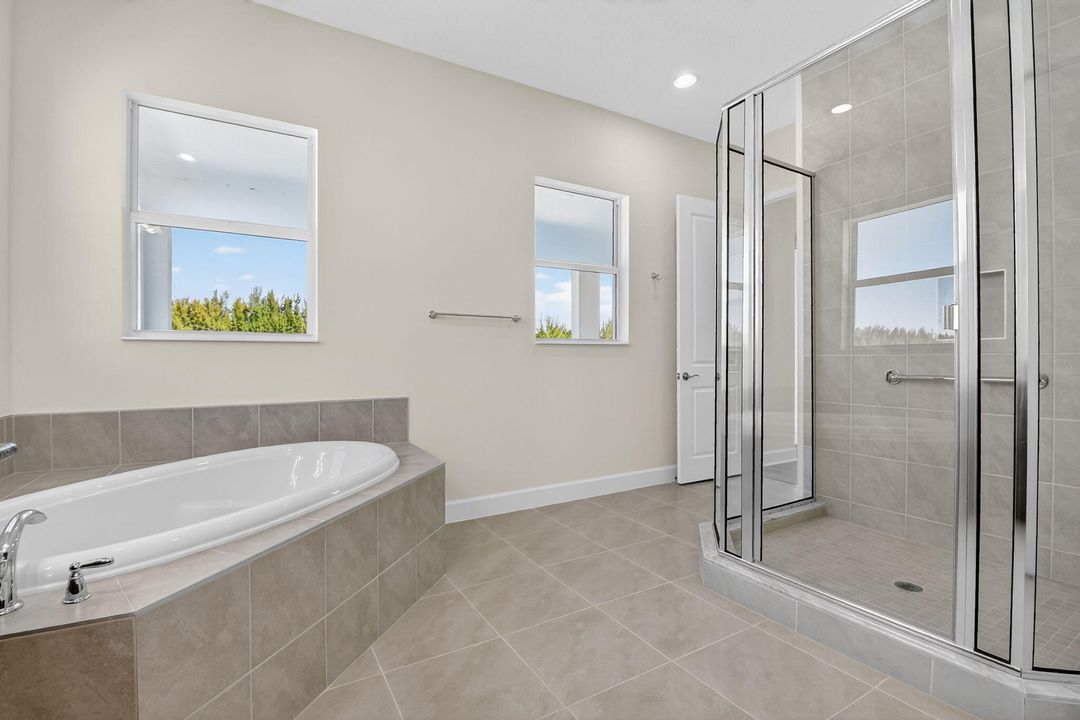 For Rent: $5,300 (5 beds, 4 baths, 4099 Square Feet)