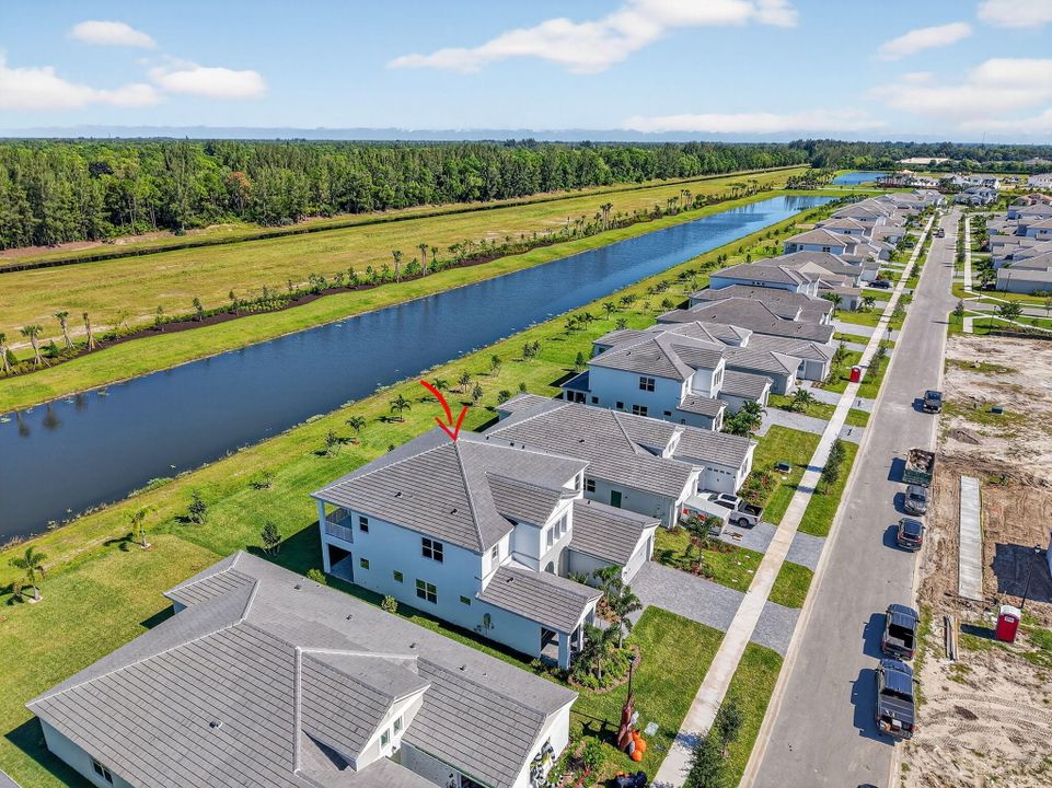 For Rent: $5,300 (5 beds, 4 baths, 4099 Square Feet)