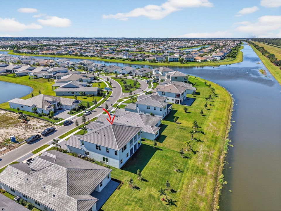 For Rent: $5,300 (5 beds, 4 baths, 4099 Square Feet)