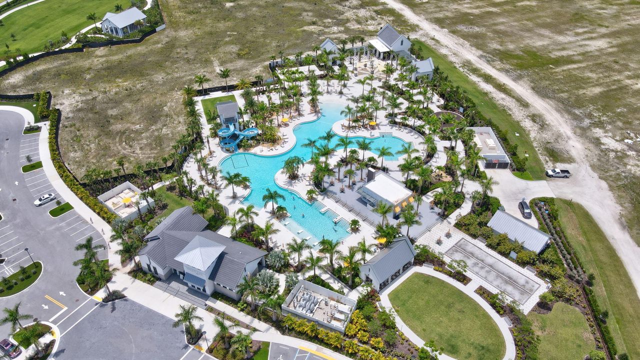 For Rent: $5,300 (5 beds, 4 baths, 4099 Square Feet)