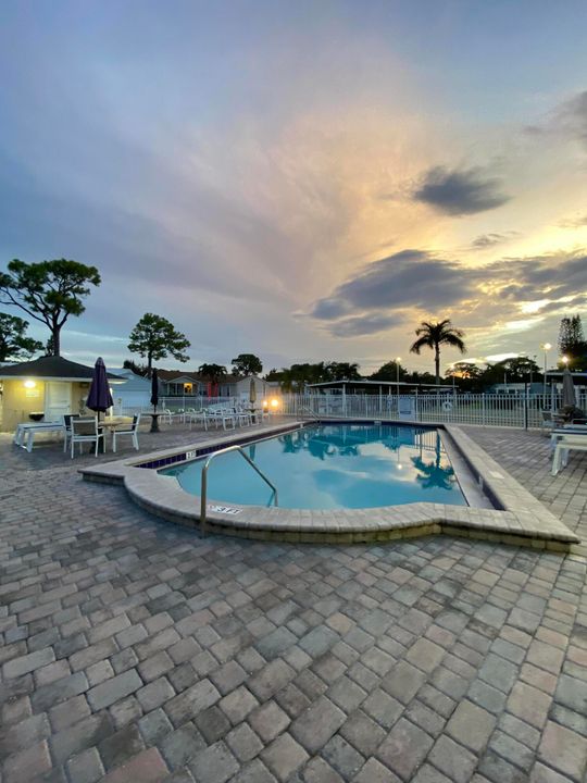 待售: $33,000 (2 贝兹, 2 浴室, 1200 平方英尺)