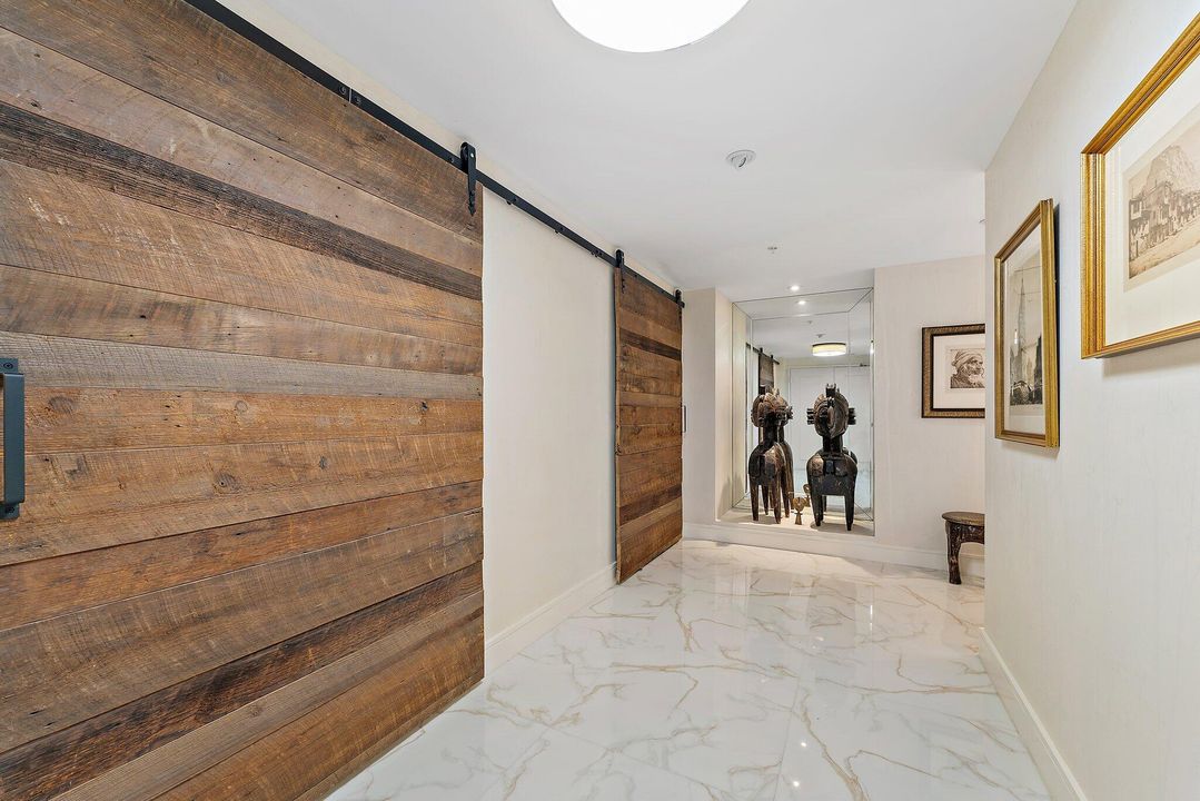 En Venta: $3,945,000 (3 camas, 3 baños, 3295 Pies cuadrados)