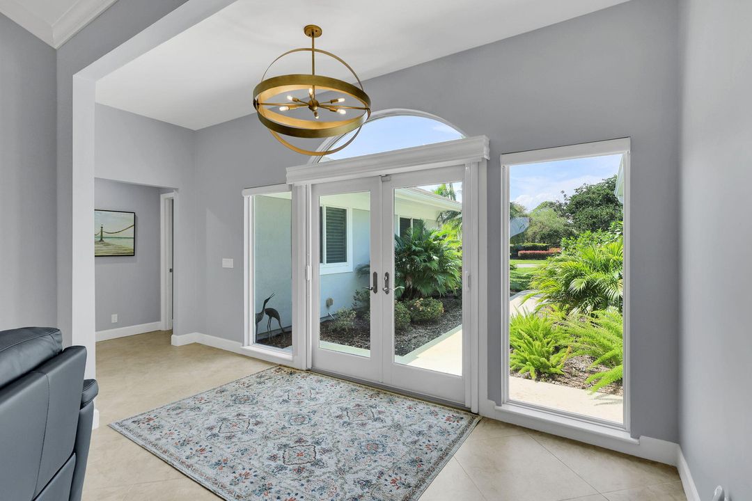 待售: $699,000 (3 贝兹, 2 浴室, 2500 平方英尺)