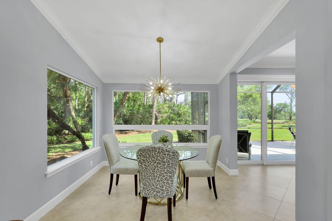 待售: $699,000 (3 贝兹, 2 浴室, 2500 平方英尺)