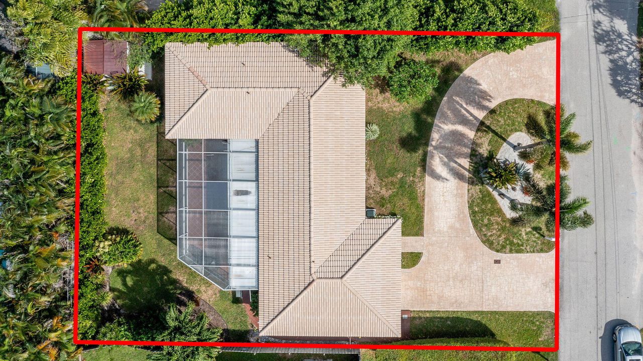 На продажу: $638,000 (2 спален, 2 ванн, 1212 Квадратных фут)