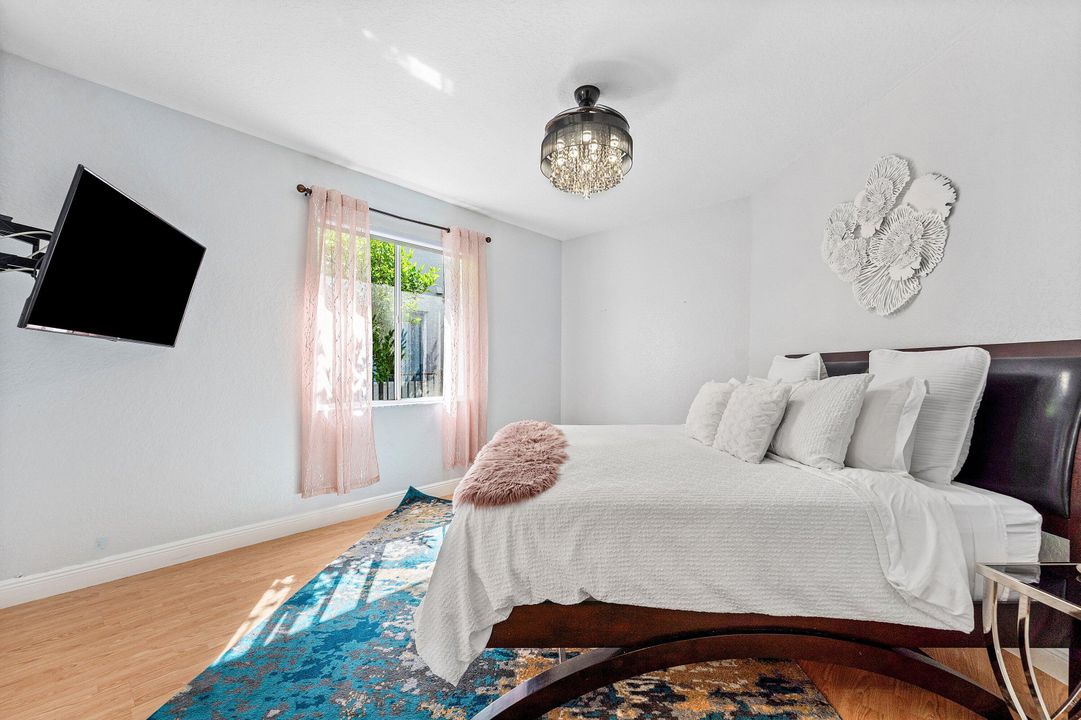 For Sale: $1,250,000 (4 beds, 4 baths, 3460 Square Feet)