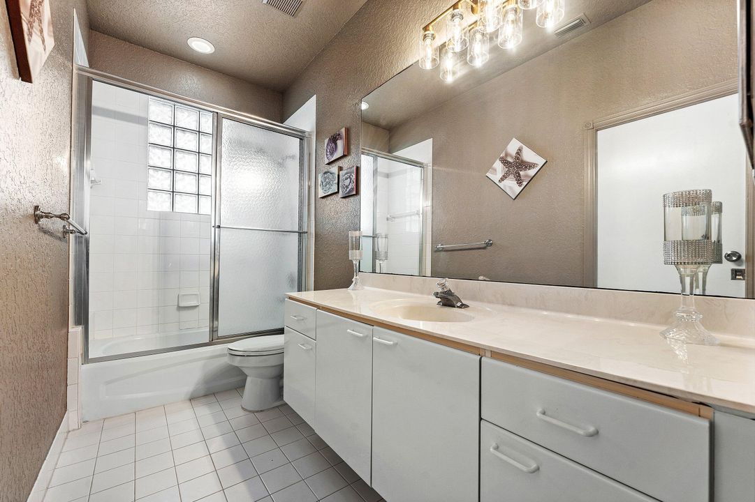 For Sale: $1,250,000 (4 beds, 4 baths, 3460 Square Feet)