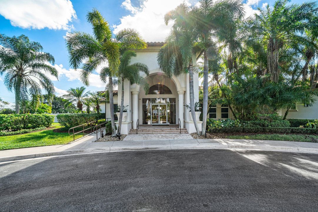 For Sale: $1,250,000 (4 beds, 4 baths, 3460 Square Feet)