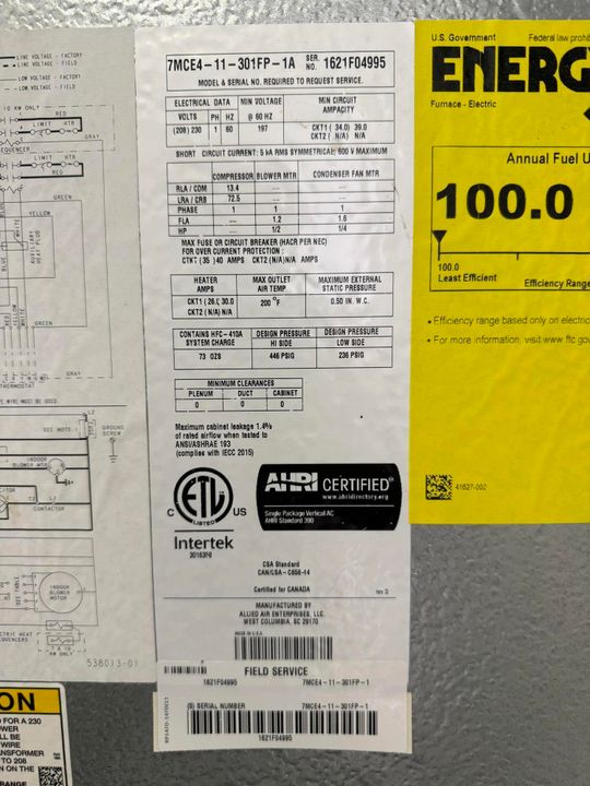 На продажу: $389,000 (2 спален, 2 ванн, 1989 Квадратных фут)