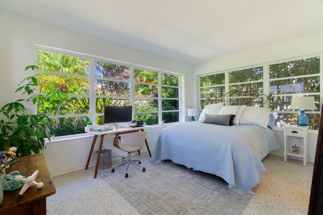 出租: $3,500 (2 贝兹, 2 浴室, 1212 平方英尺)