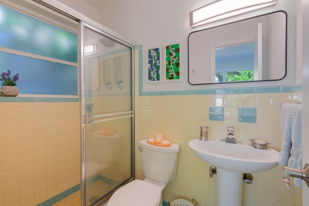 出租: $3,500 (2 贝兹, 2 浴室, 1212 平方英尺)