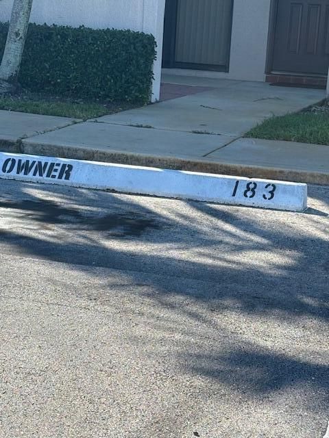 Active With Contract: $2,400 (2 beds, 2 baths, 1200 Square Feet)