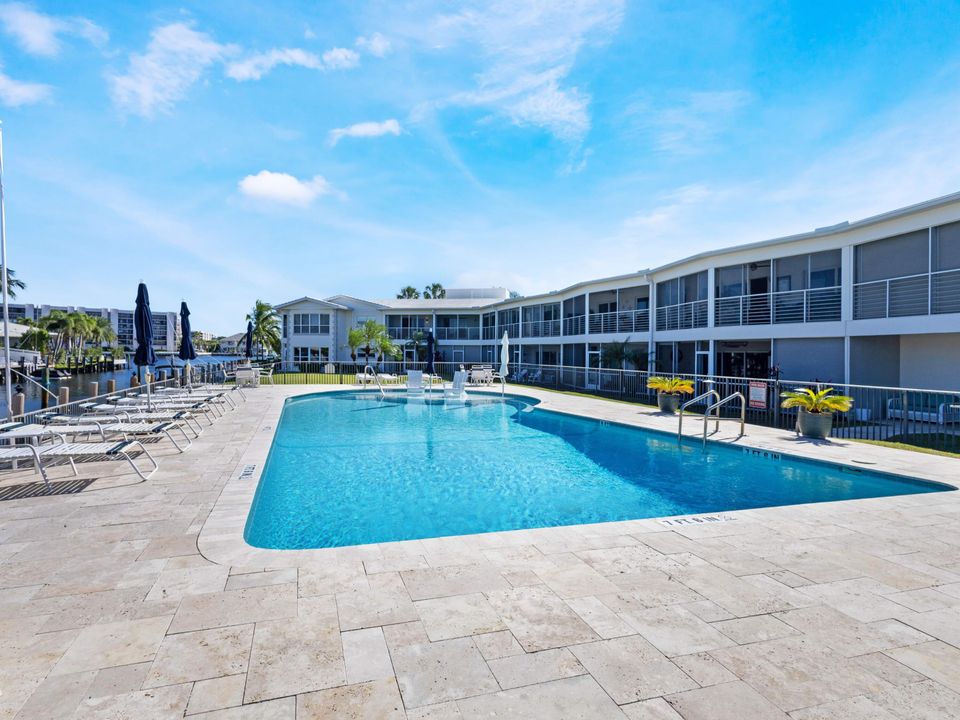 На продажу: $419,500 (1 спален, 1 ванн, 751 Квадратных фут)