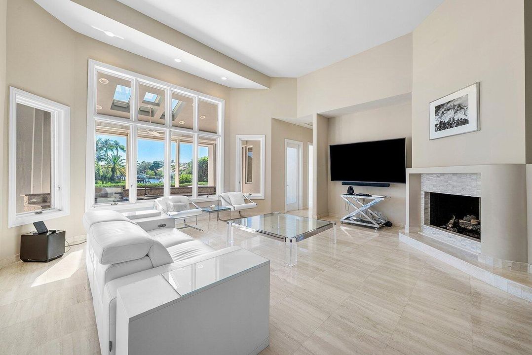 En Venta: $7,350,000 (5 camas, 7 baños, 6369 Pies cuadrados)